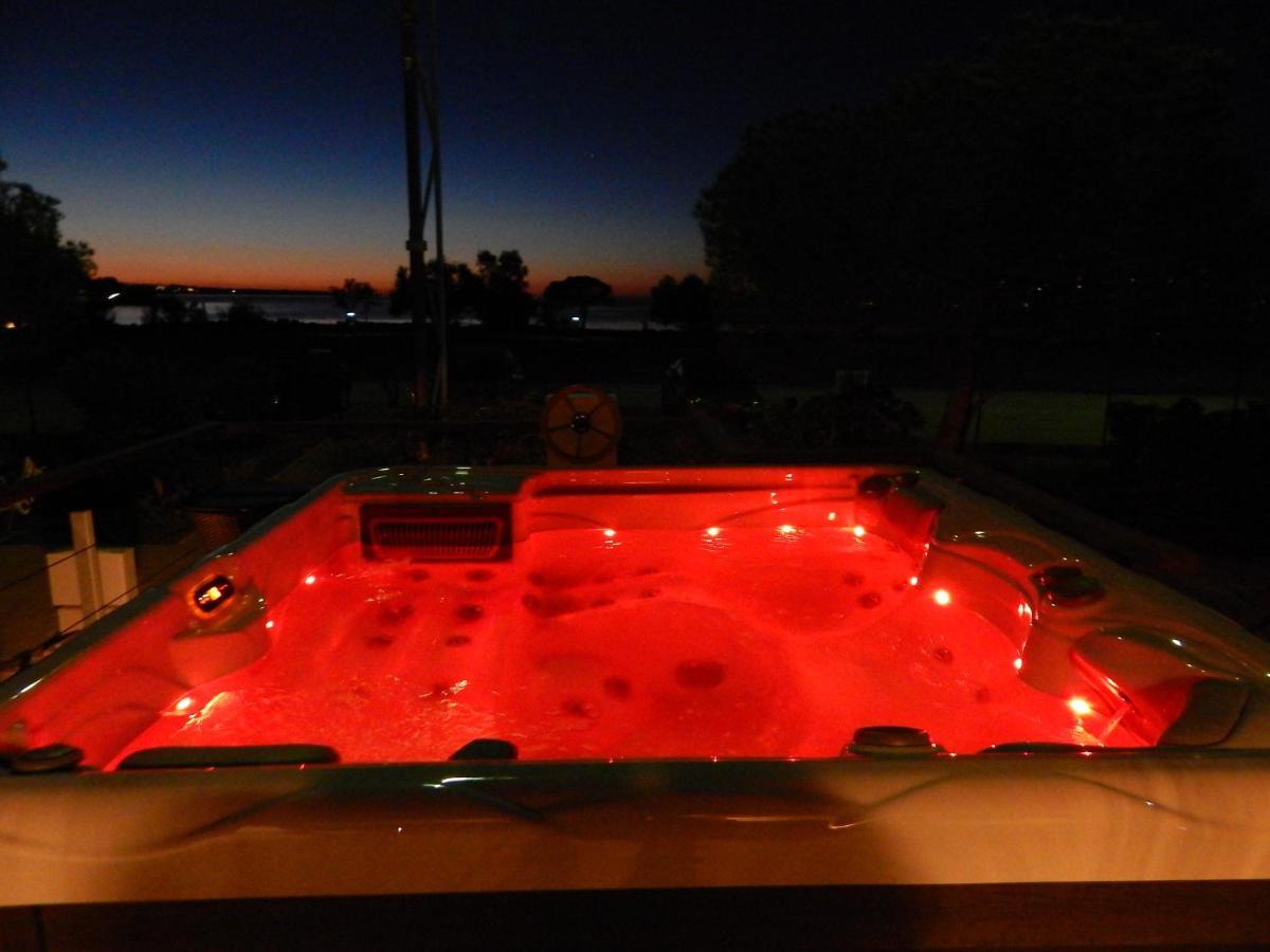 Floating House Sea Queen Portoroz Exterior photo