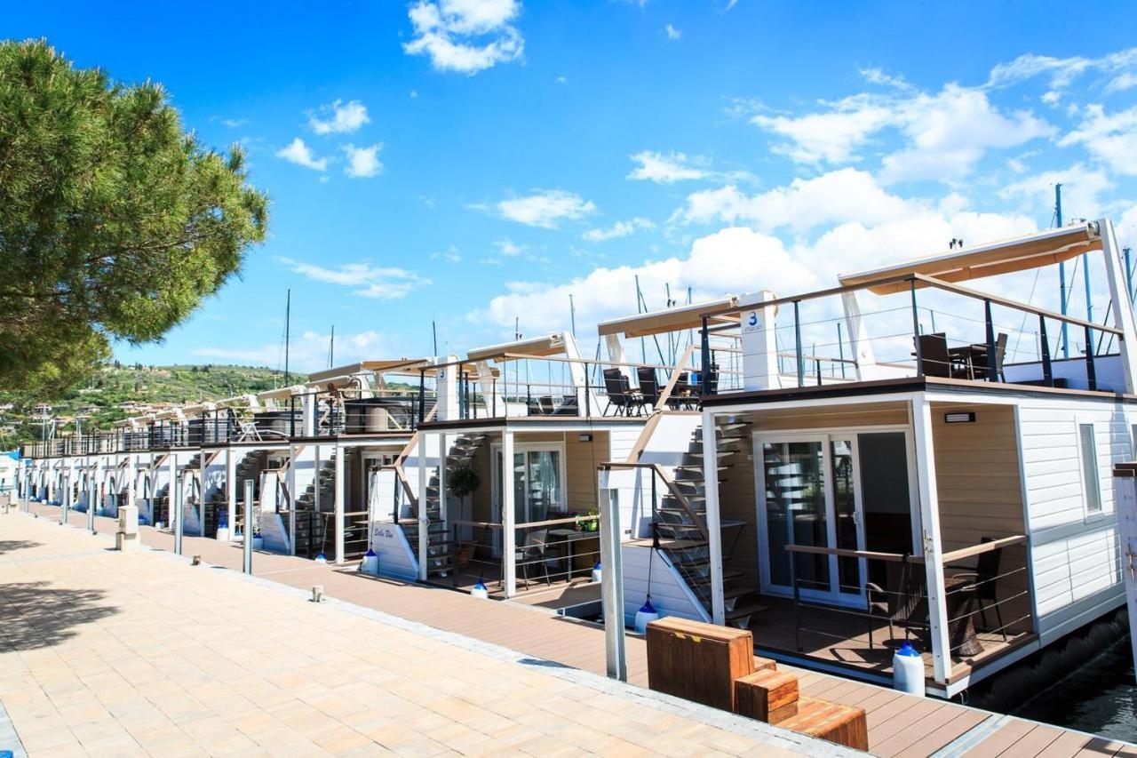 Floating House Sea Queen Portoroz Exterior photo
